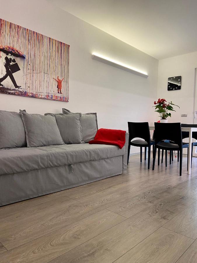 Appartamento Miranda con Giardino Privato e Pool Esterno foto